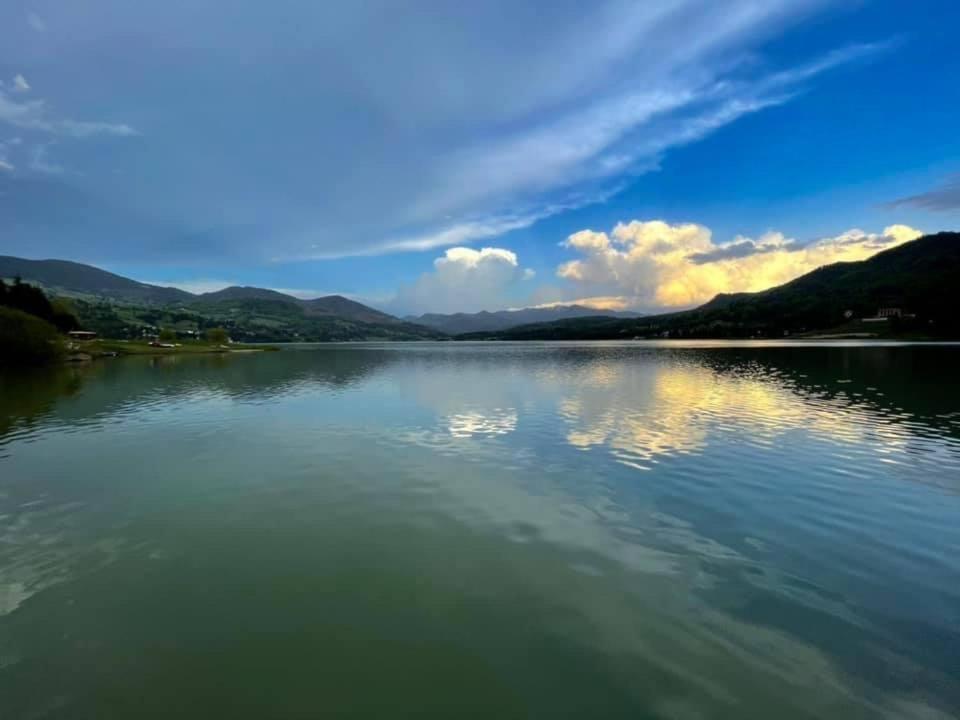 Chalet Du Lac Colibita Ngoại thất bức ảnh