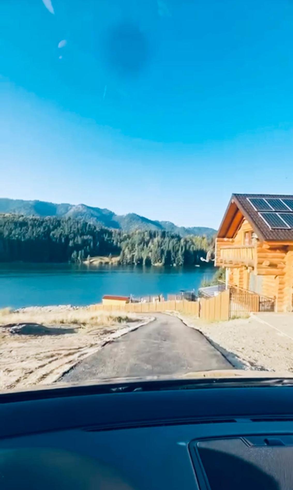 Chalet Du Lac Colibita Ngoại thất bức ảnh